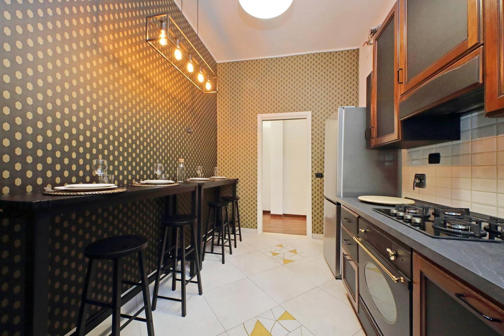 Apartment Charme E Style: Splendid With 2 Bedrooms Rom