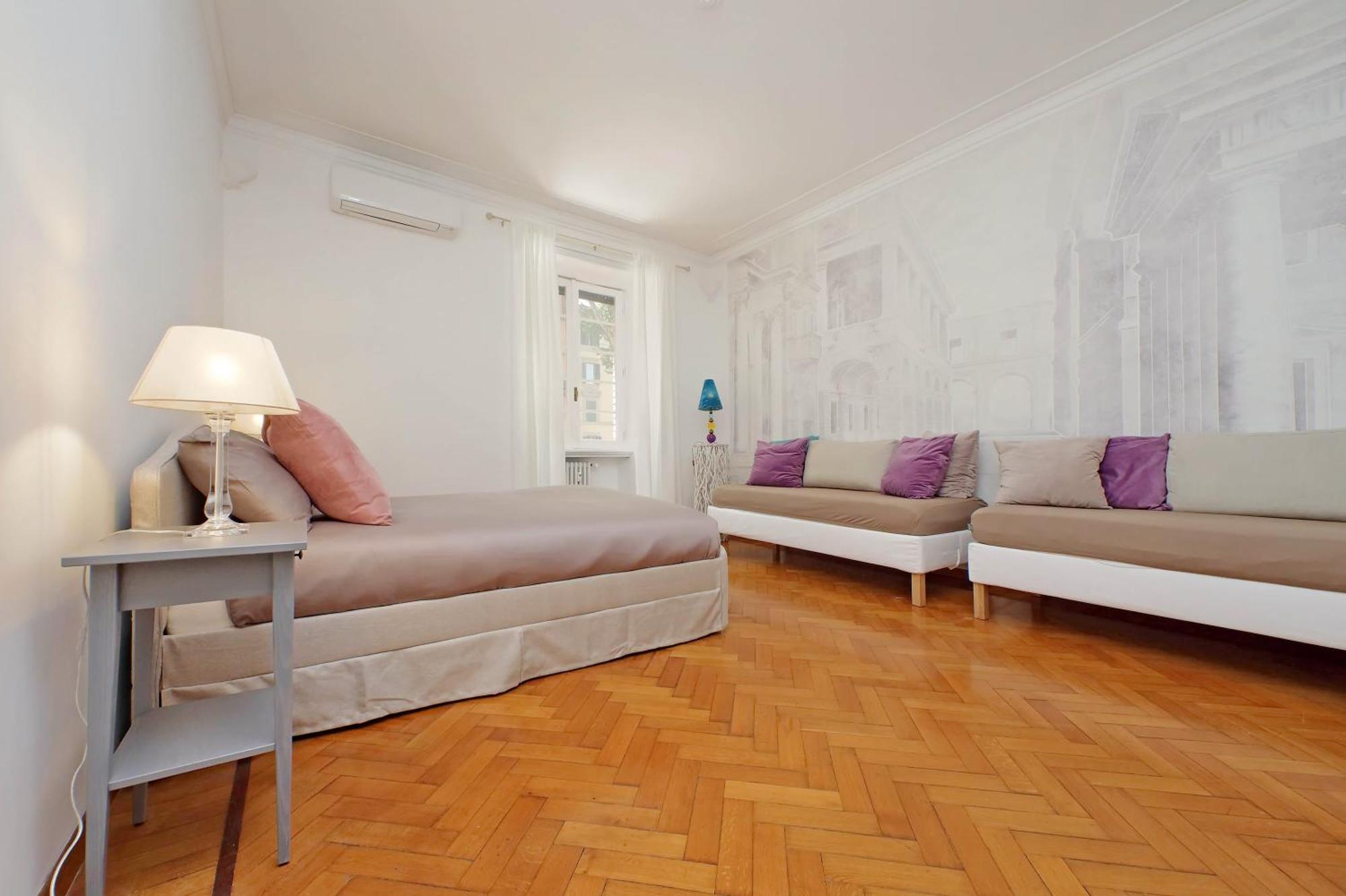 Apartment Charme E Style: Splendid With 2 Bedrooms *