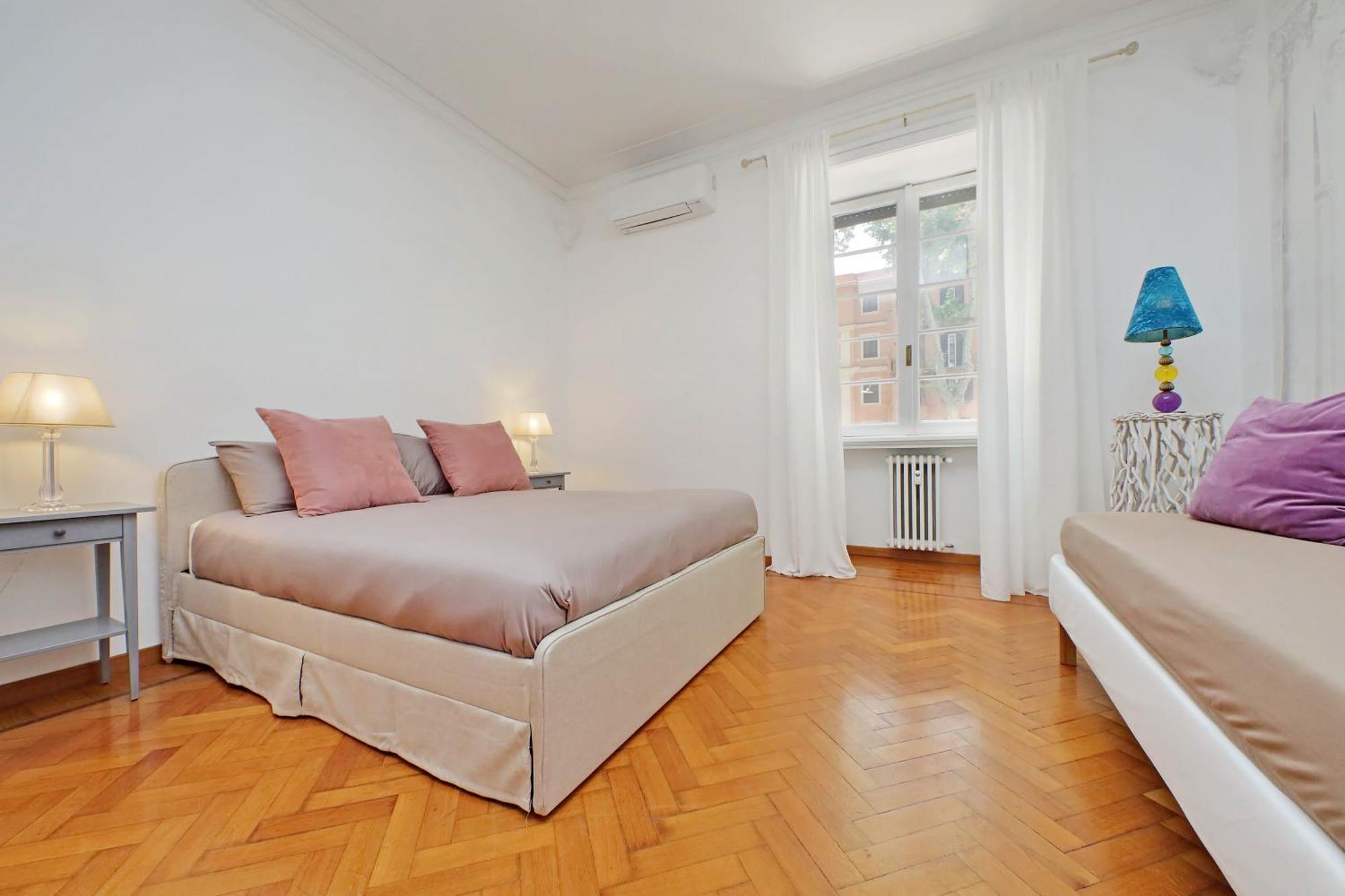 Charme E Style: Splendid With 2 Bedrooms