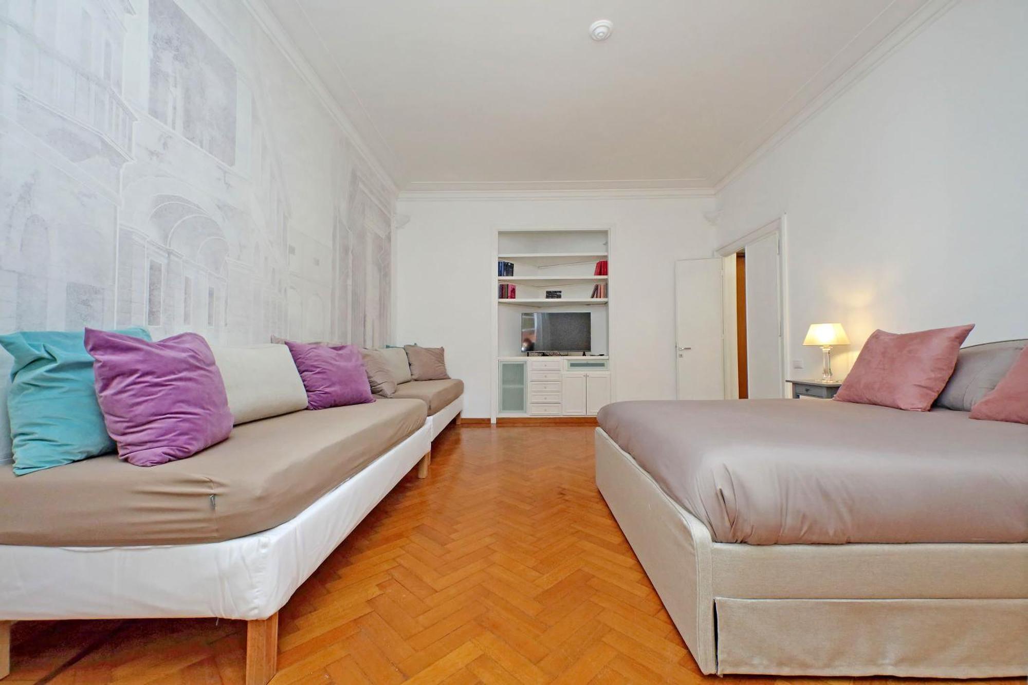 Charme E Style: Splendid With 2 Bedrooms Apartment