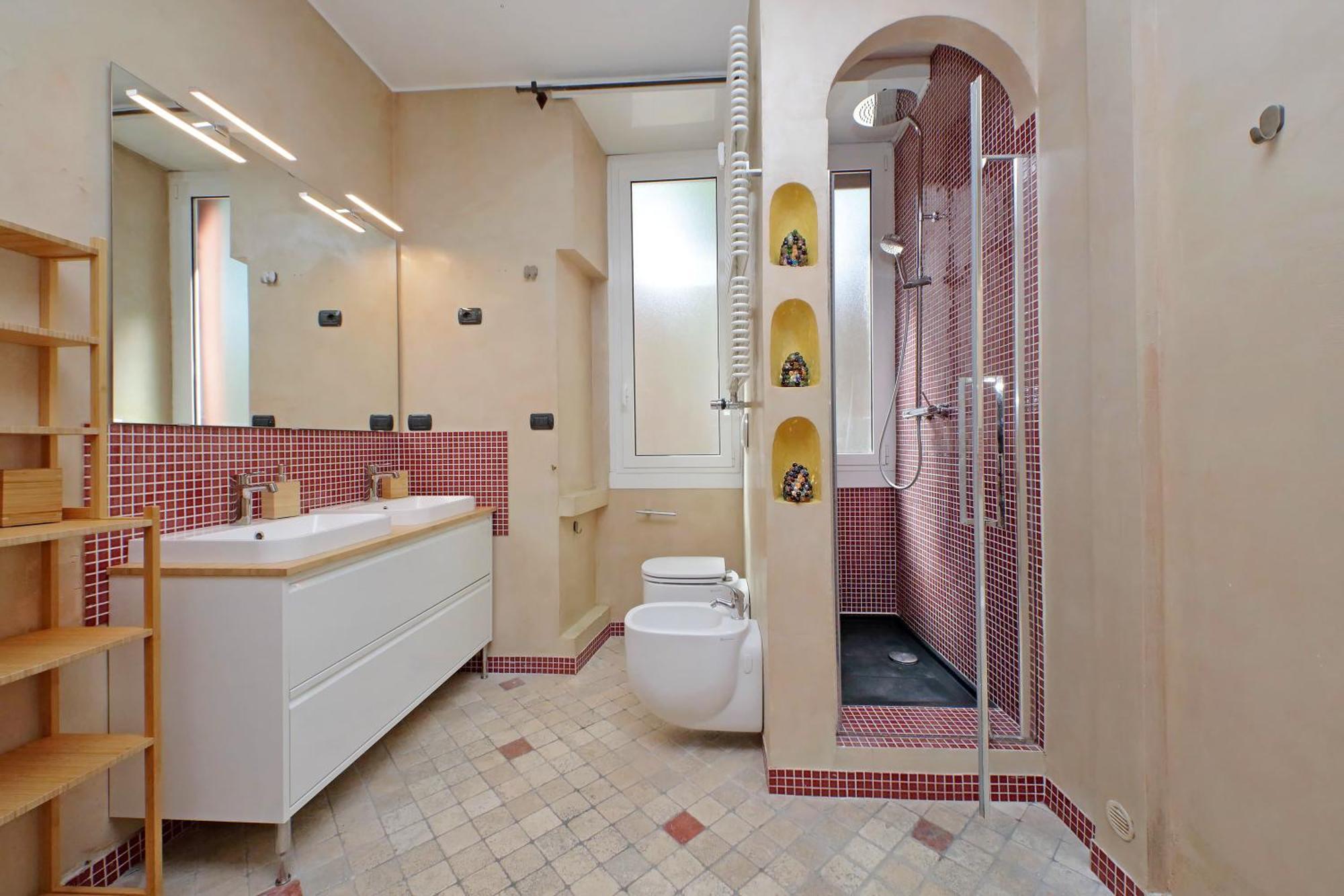 Charme E Style: Splendid With 2 Bedrooms Apartment *