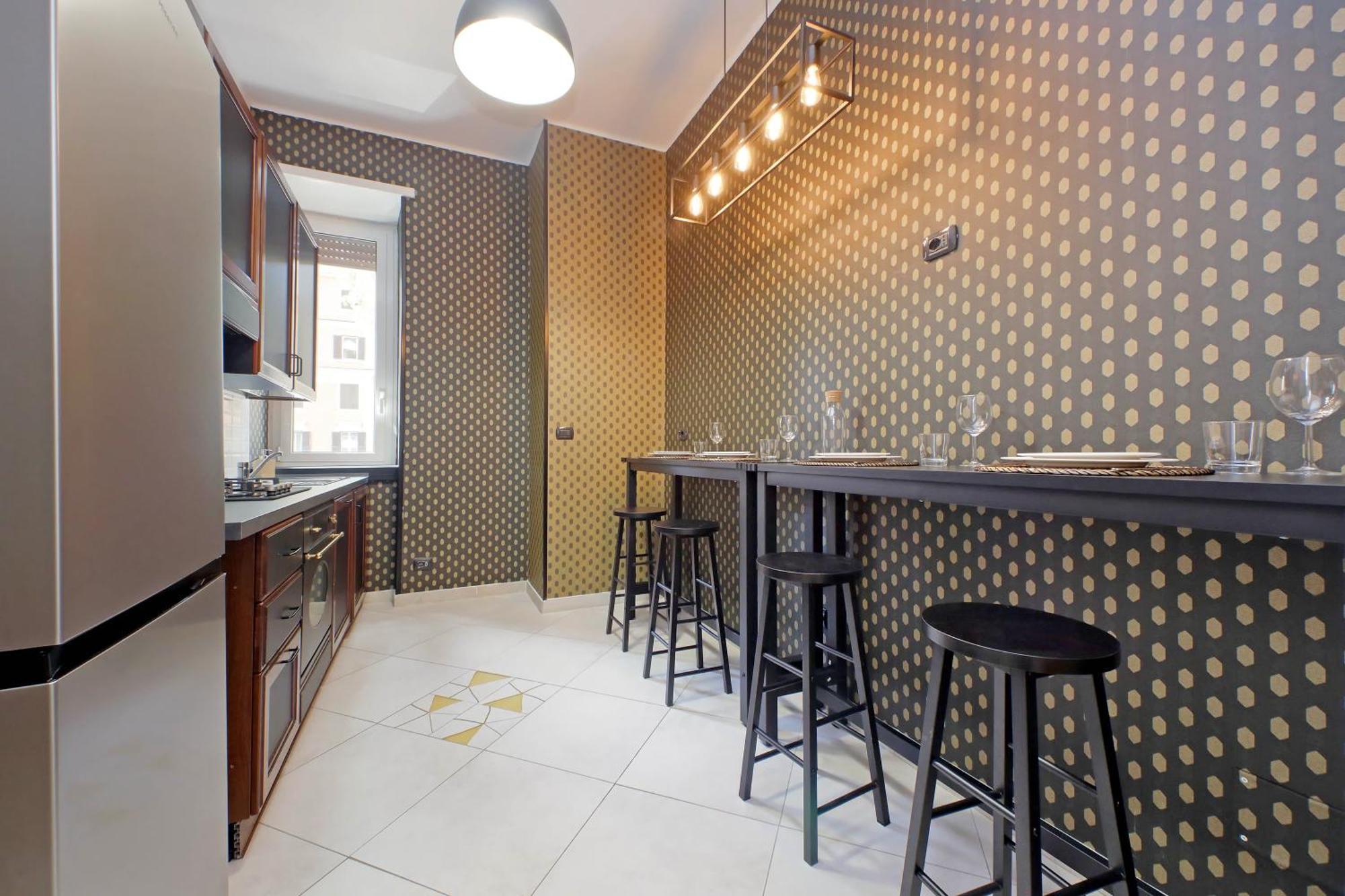 Apartment Charme E Style: Splendid With 2 Bedrooms Rom